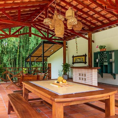 Agradable Cabana Cafetera Con Jacuzzi A 12 Min Del Centro De Pereira Extérieur photo